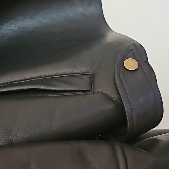 Jacket - Picture 2 of 3